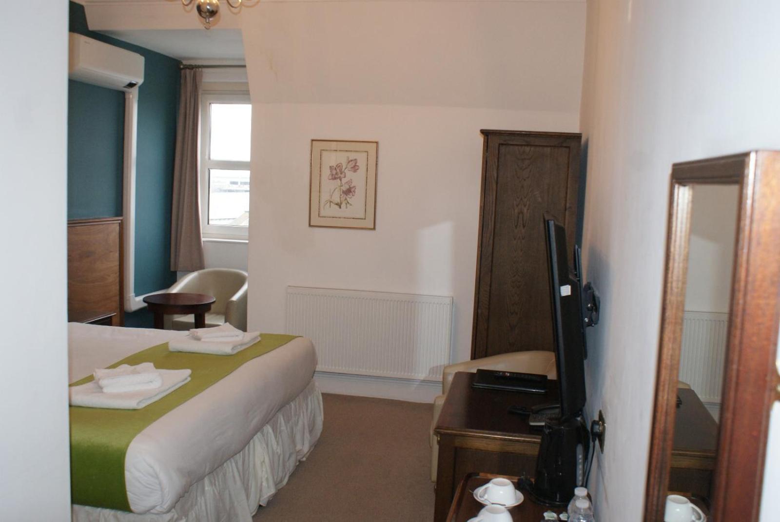 Keppels Head Hotel Portsmouth Ngoại thất bức ảnh