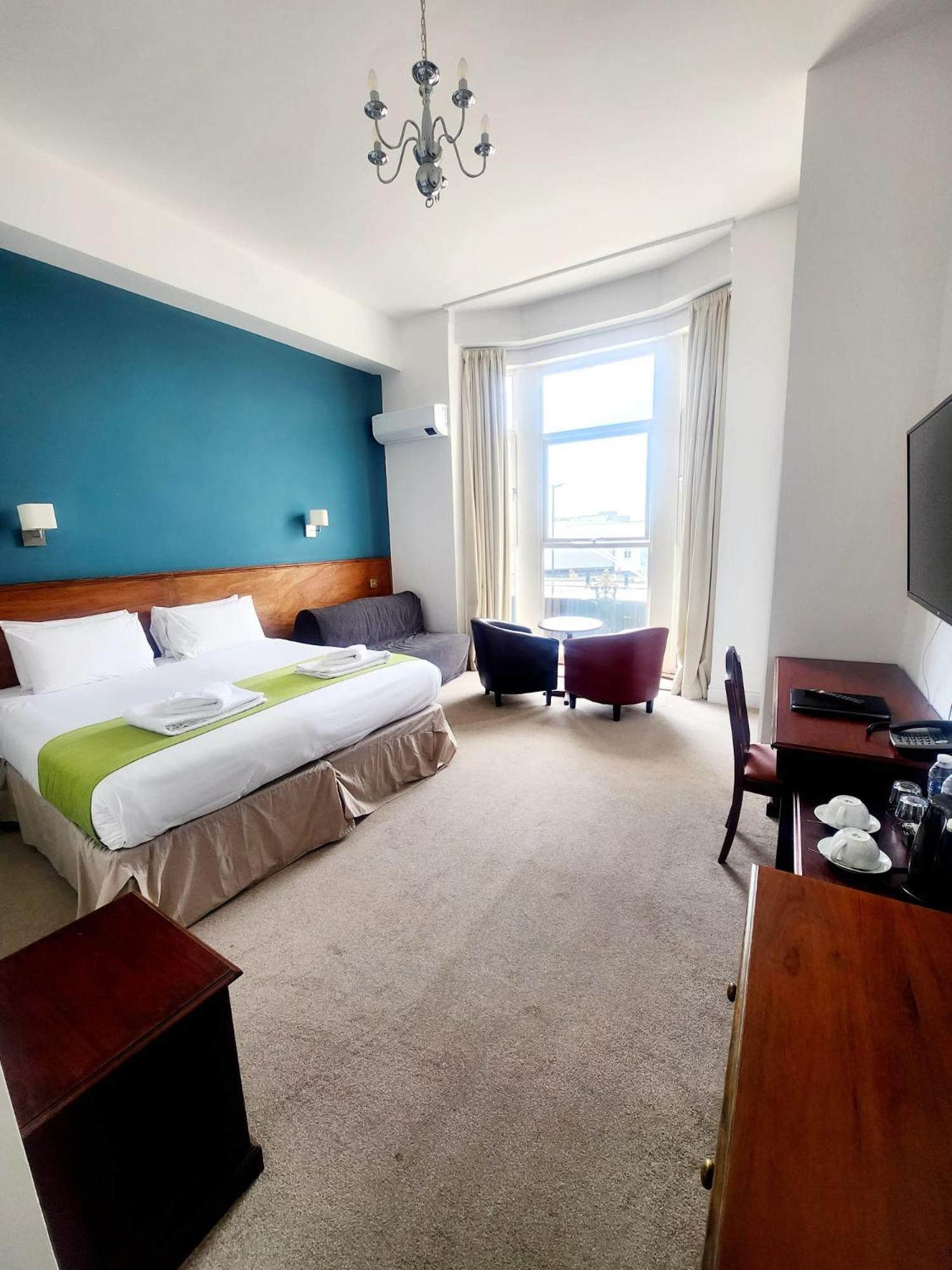 Keppels Head Hotel Portsmouth Ngoại thất bức ảnh