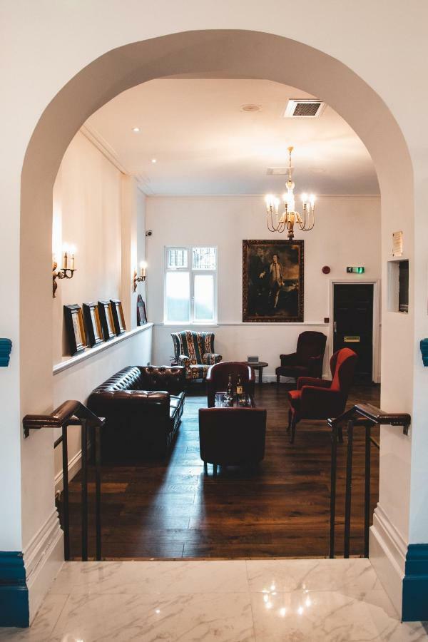 Keppels Head Hotel Portsmouth Ngoại thất bức ảnh